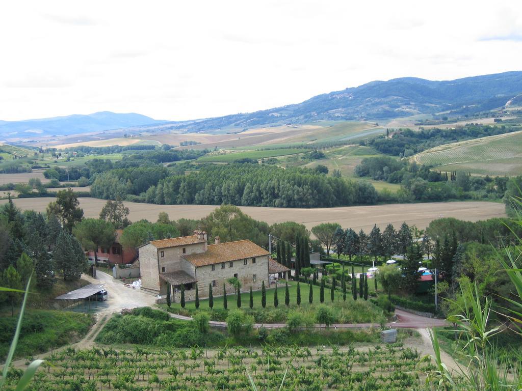 Azienda Agricola E Agriturismo Vallorsi Terricciola Ngoại thất bức ảnh