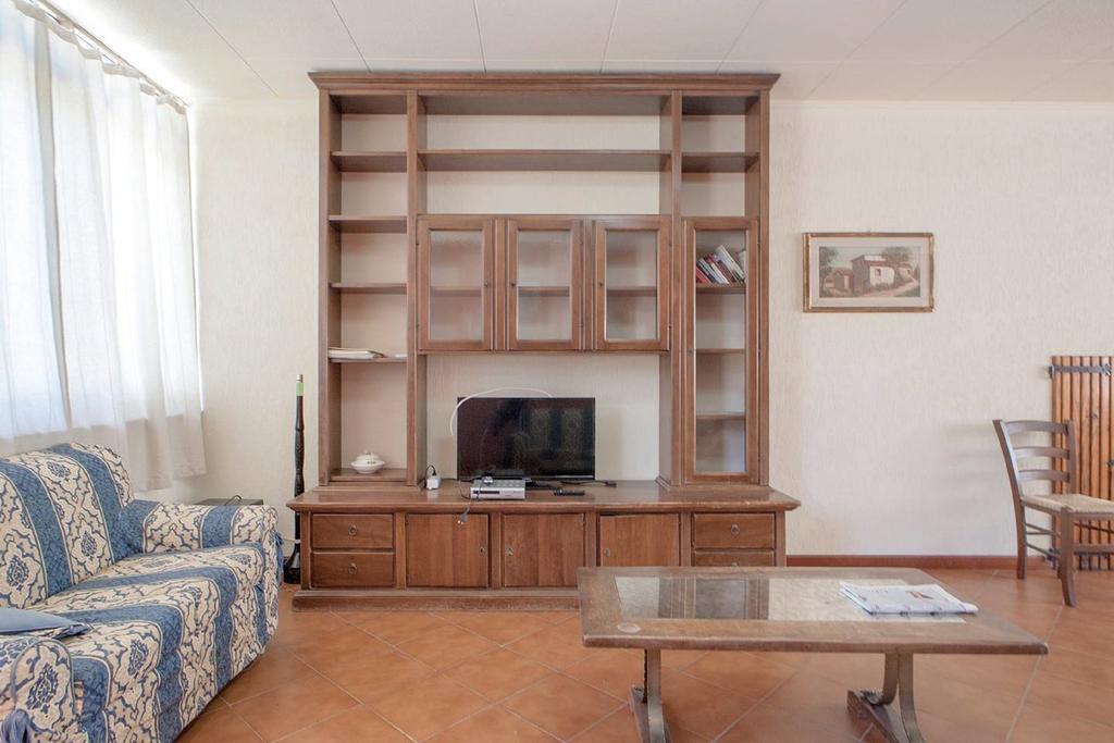 Azienda Agricola E Agriturismo Vallorsi Terricciola Ngoại thất bức ảnh